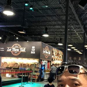 Meet your Posher, Tony